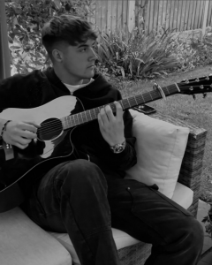 Dylan - Singer Songwriter Pontefract, West Yorkshire